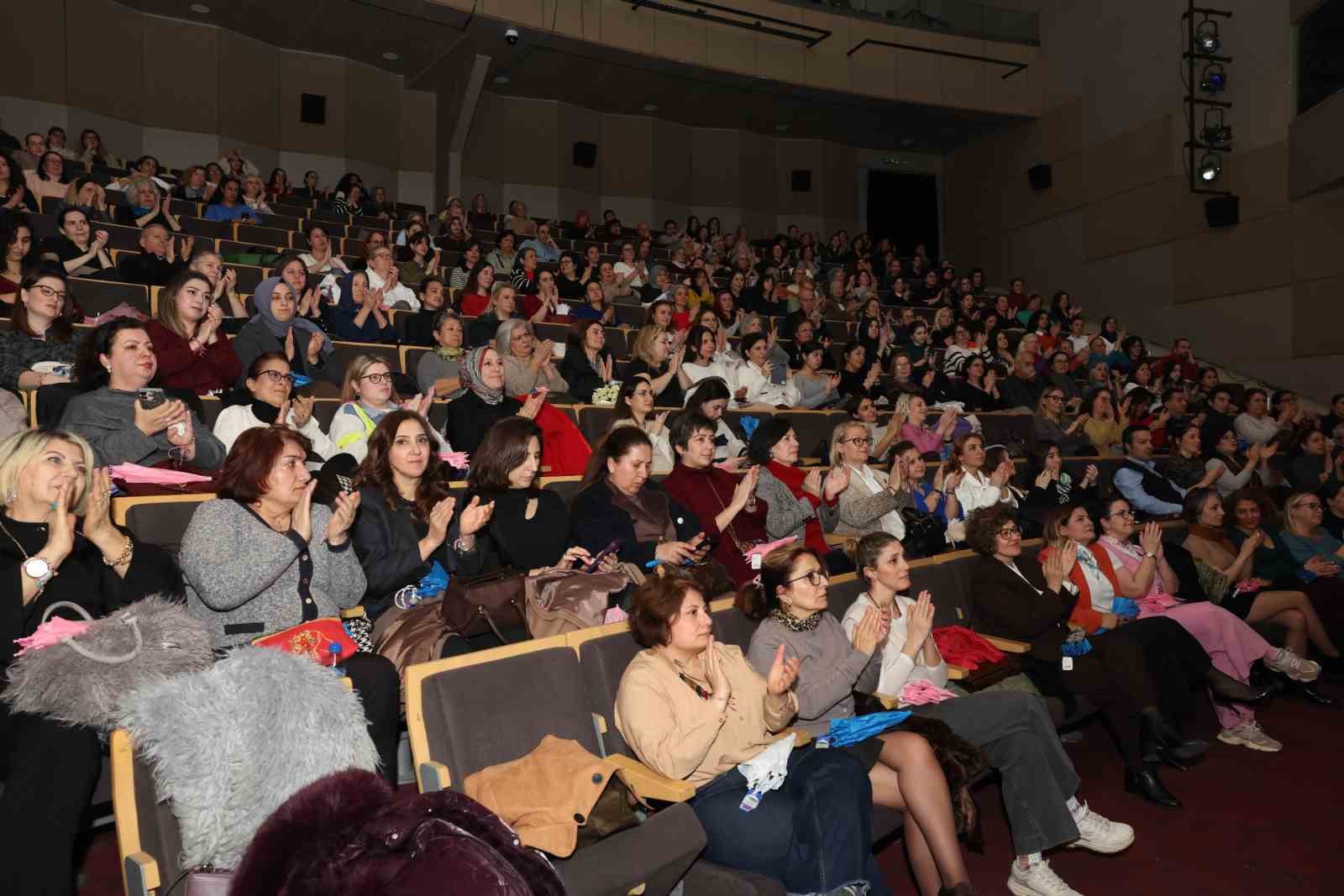 NİLÜFER’DE 8 MART’A ÖZEL "YAĞMUR KADINLAR" MÜZİKALİ
