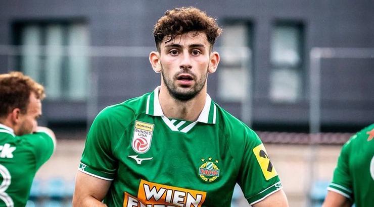 Galatasaraydan ayrilmisti yusuf demir yeni takimi rapid wieni avrupada zafere tasidi 2pzJ64I8